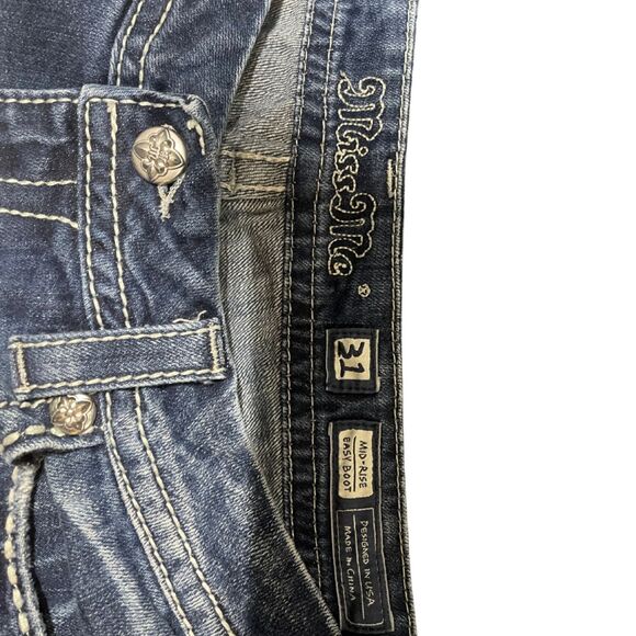 Miss Me Mid‑Rise Bootcut Jeans Women’s 32x31 Medium Wash Embellished Pockets - Picture 4 of 7